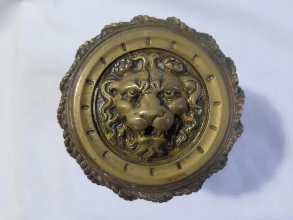 Antiguo Pomo Tirador De Bronce Para Puerta, Figura Leon