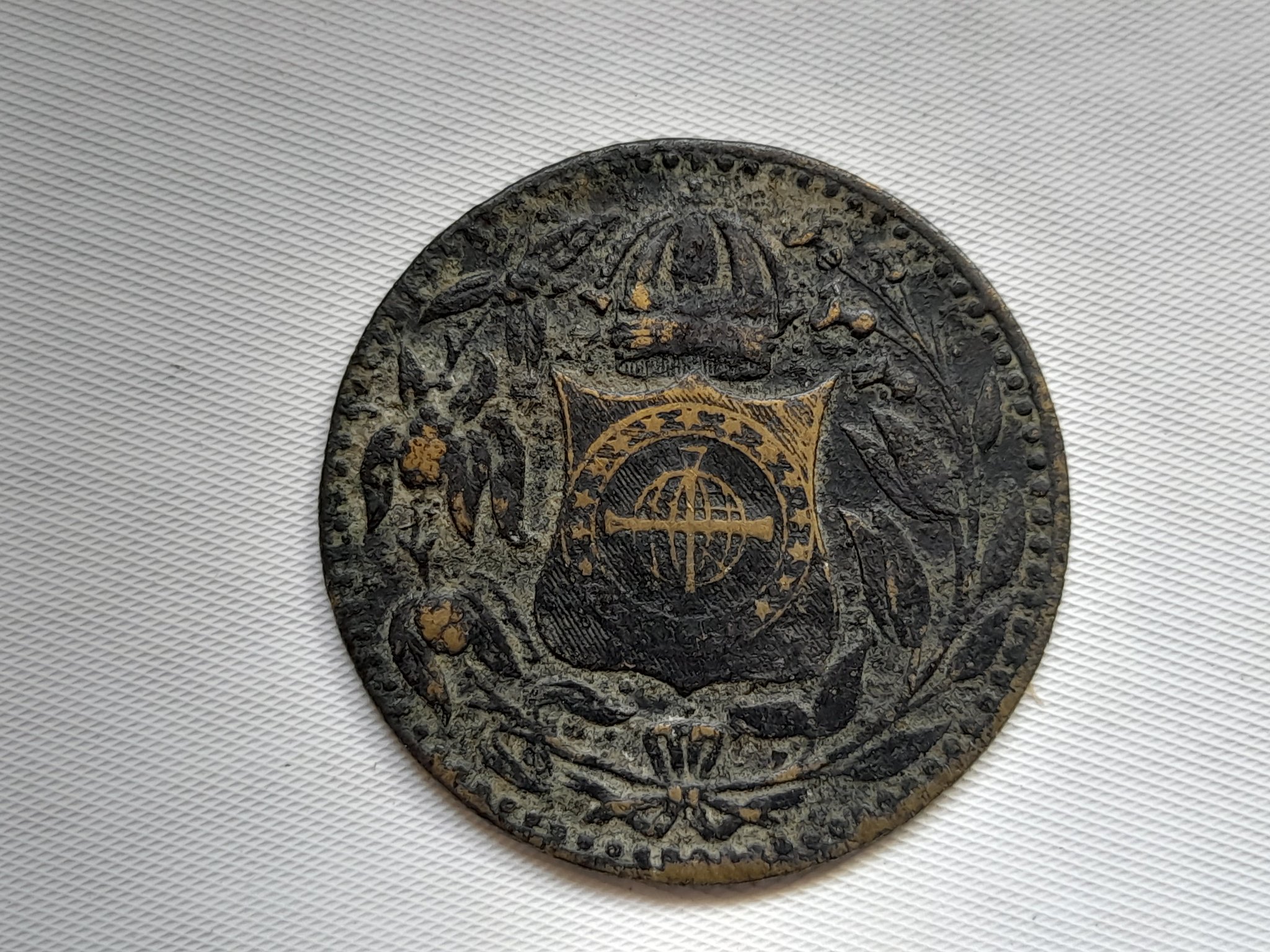 Boton gauchesco con escudo de Brasil. Fabricado por P.C.T Peter Caspar Turck,