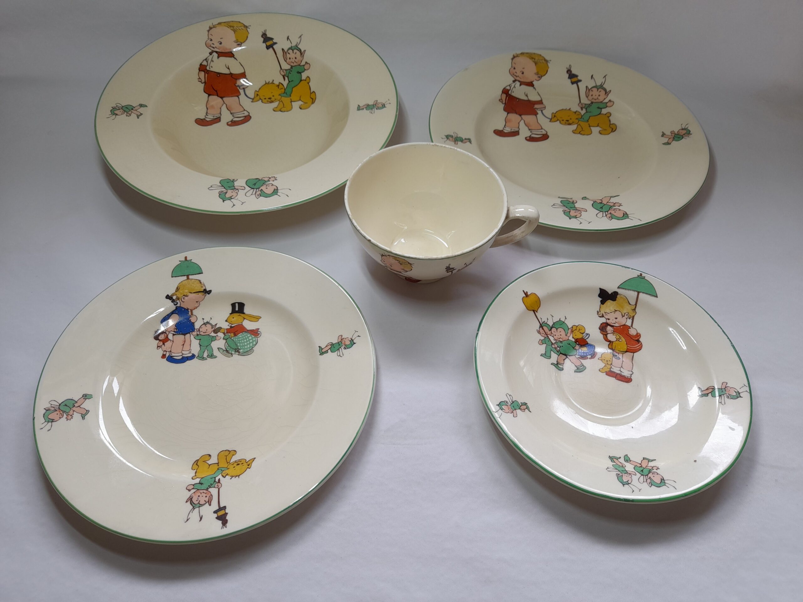 Juego de Porcelana Infantil Lucie Attwell