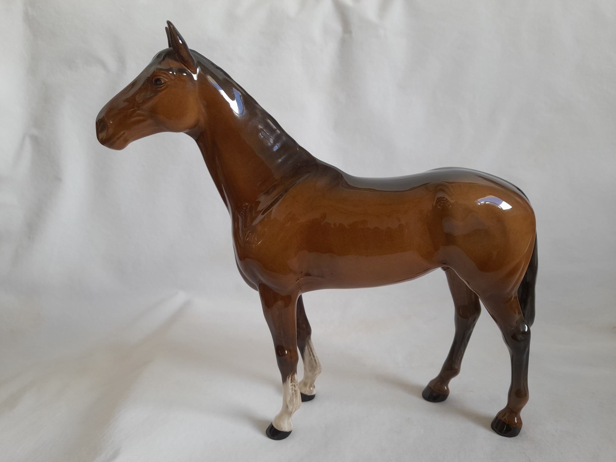 Figura de porcelana Beswick, caballo The Winner, England 2441
