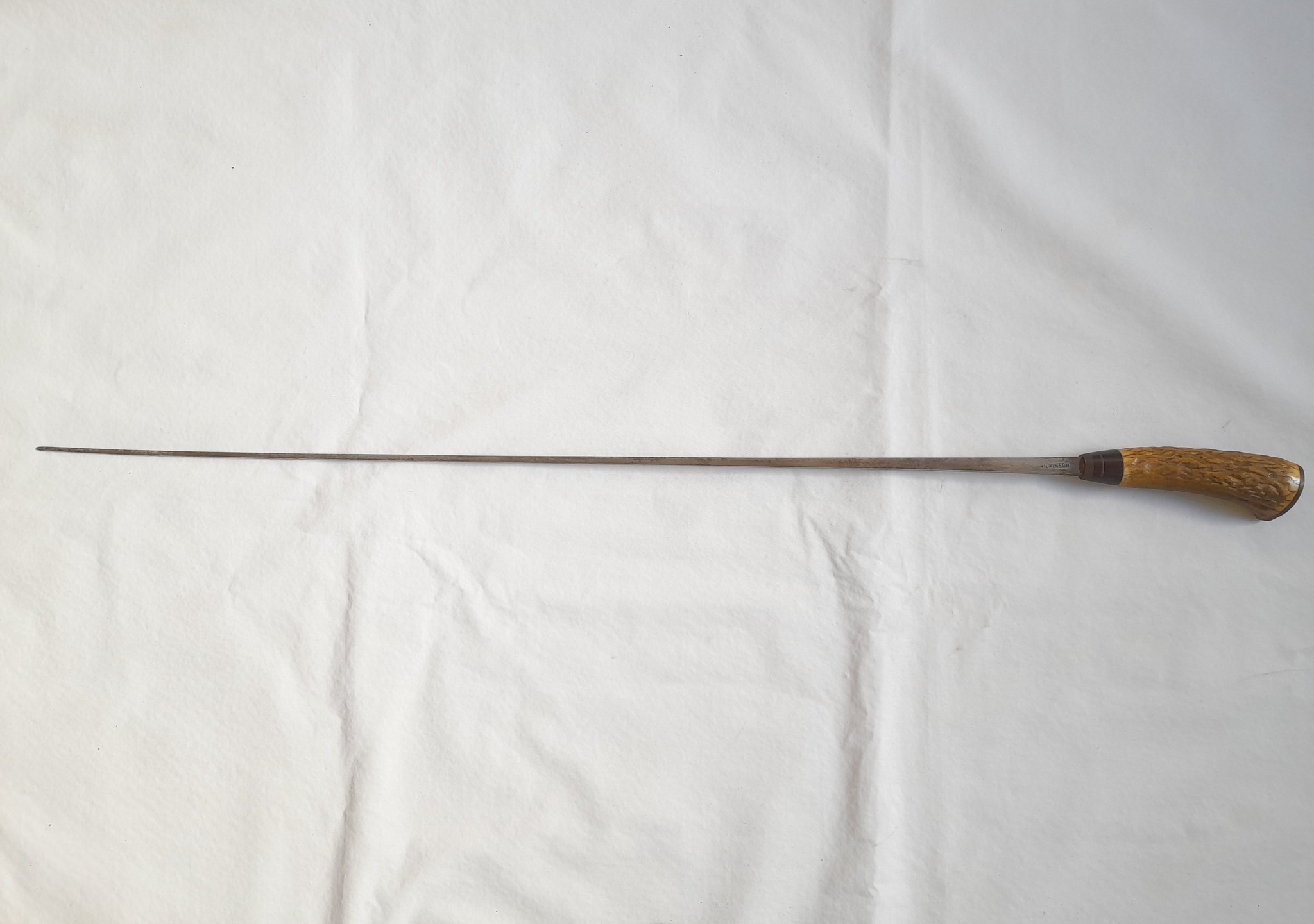 Fusta con estoque ingles