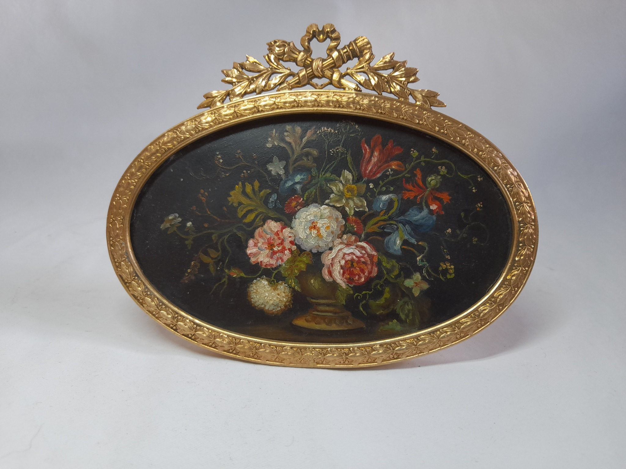 Marco francés de bronce con pintura al oleo