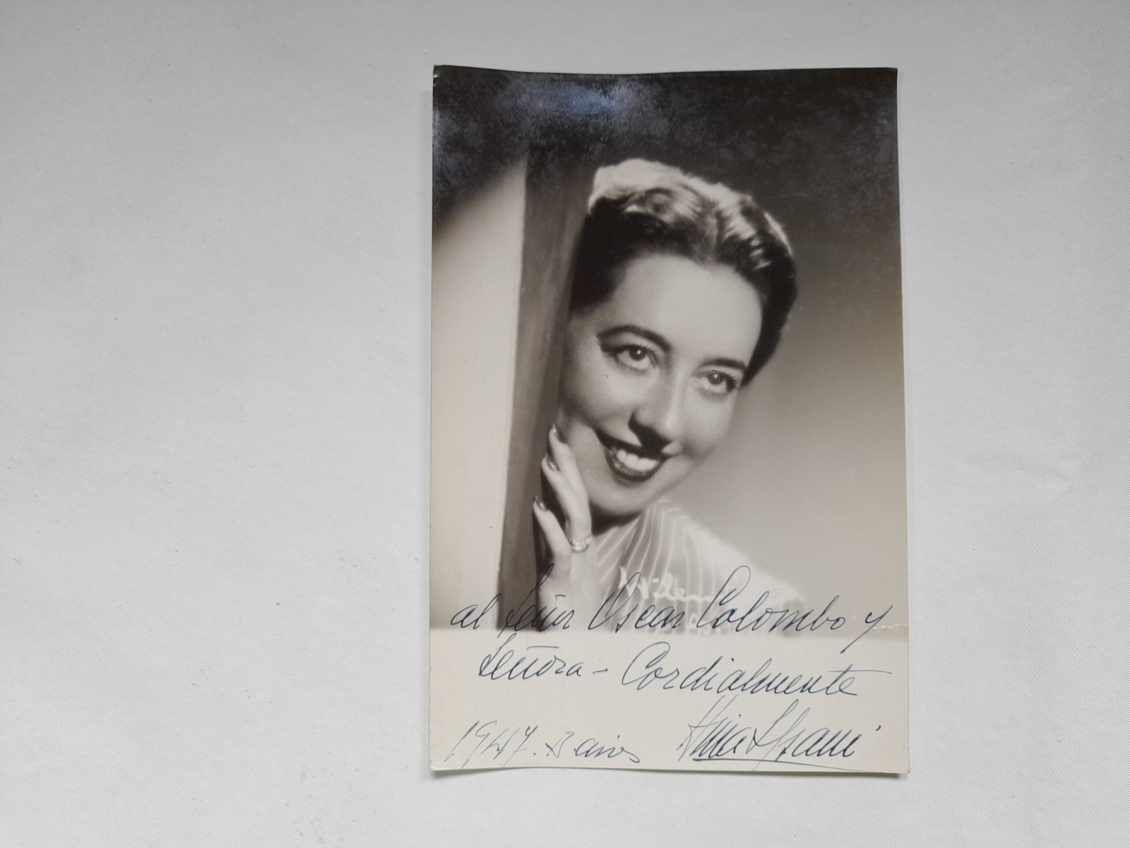 Fotografía autografiada Hina Spani. Wilenski