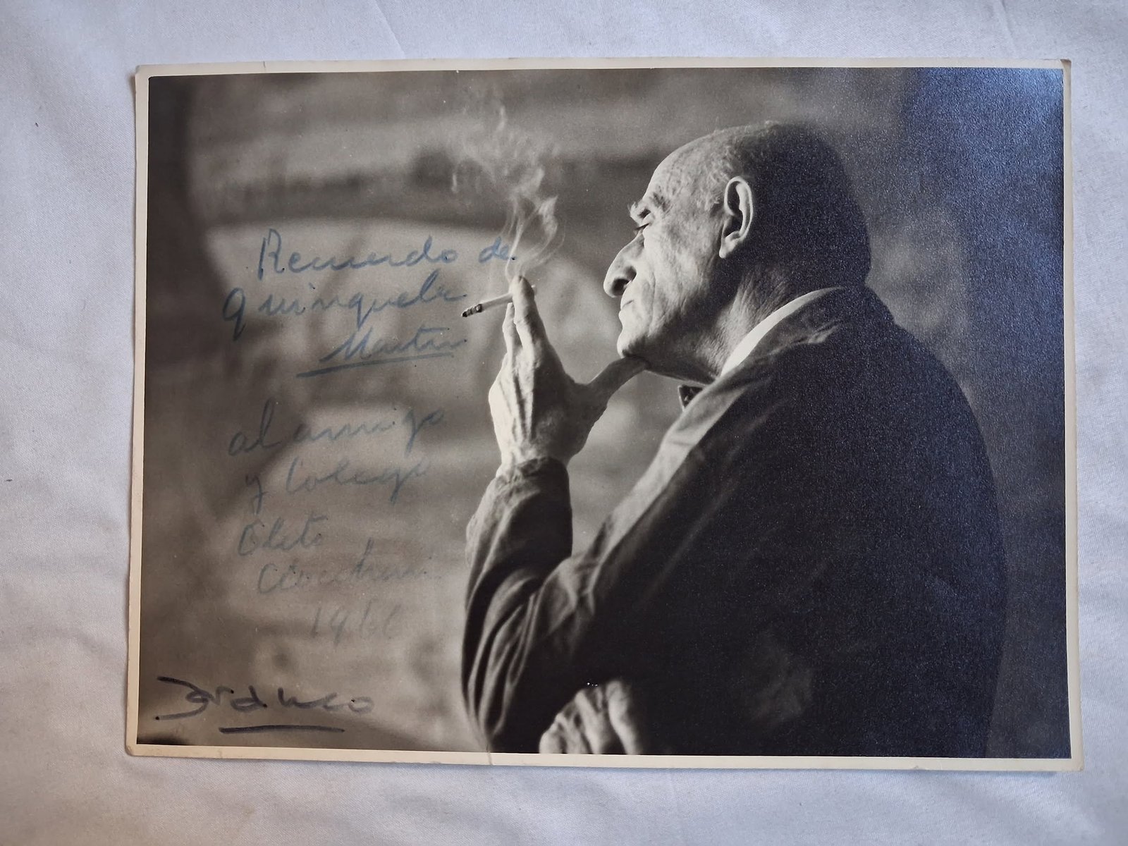 Fotografia de Quinquela Martin, firmada